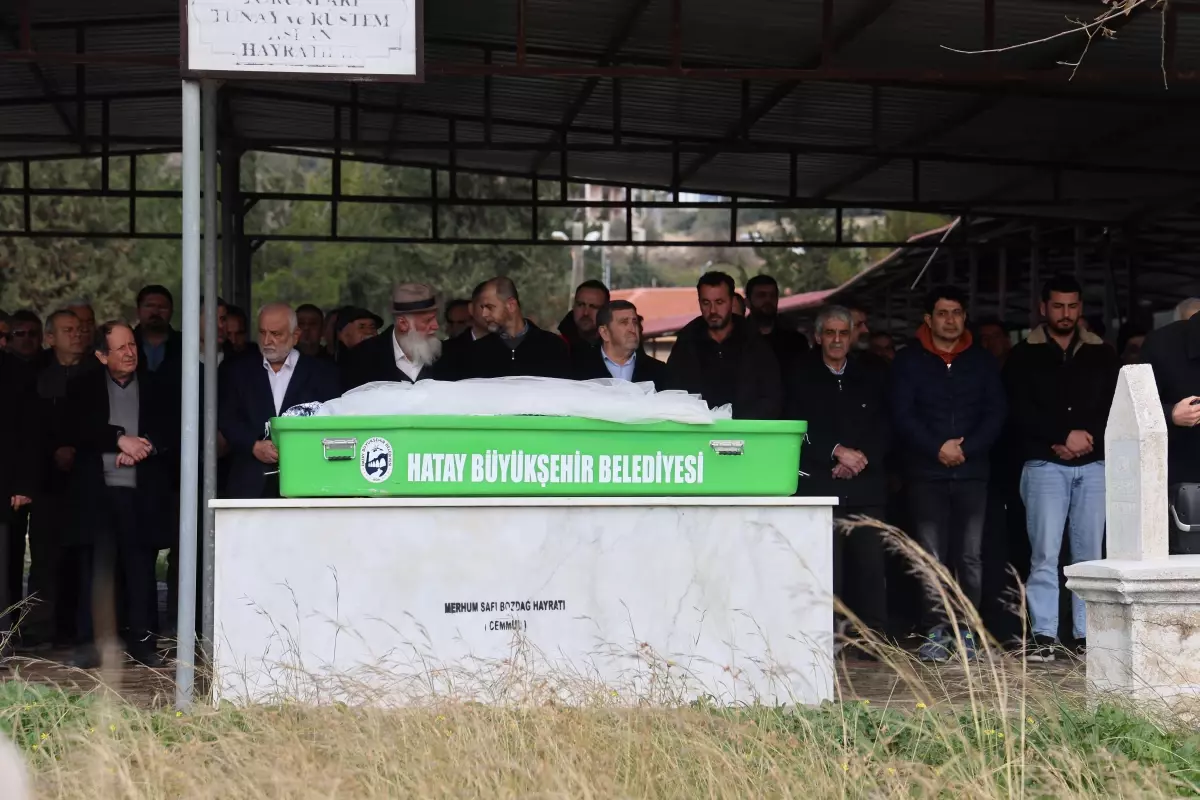 Ablasının tabancayla öldürdüğü Eylül son yolculuğuna uğurlandı