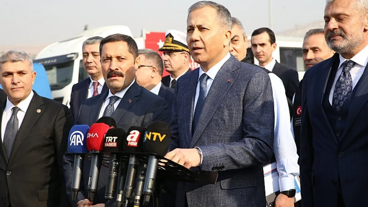 Bakan Yerlikaya Cilvegözü Sınır Kapısı'nda açıkladı: Son 1 ayda 52 bin 622 Suriyeli ülkesine döndü