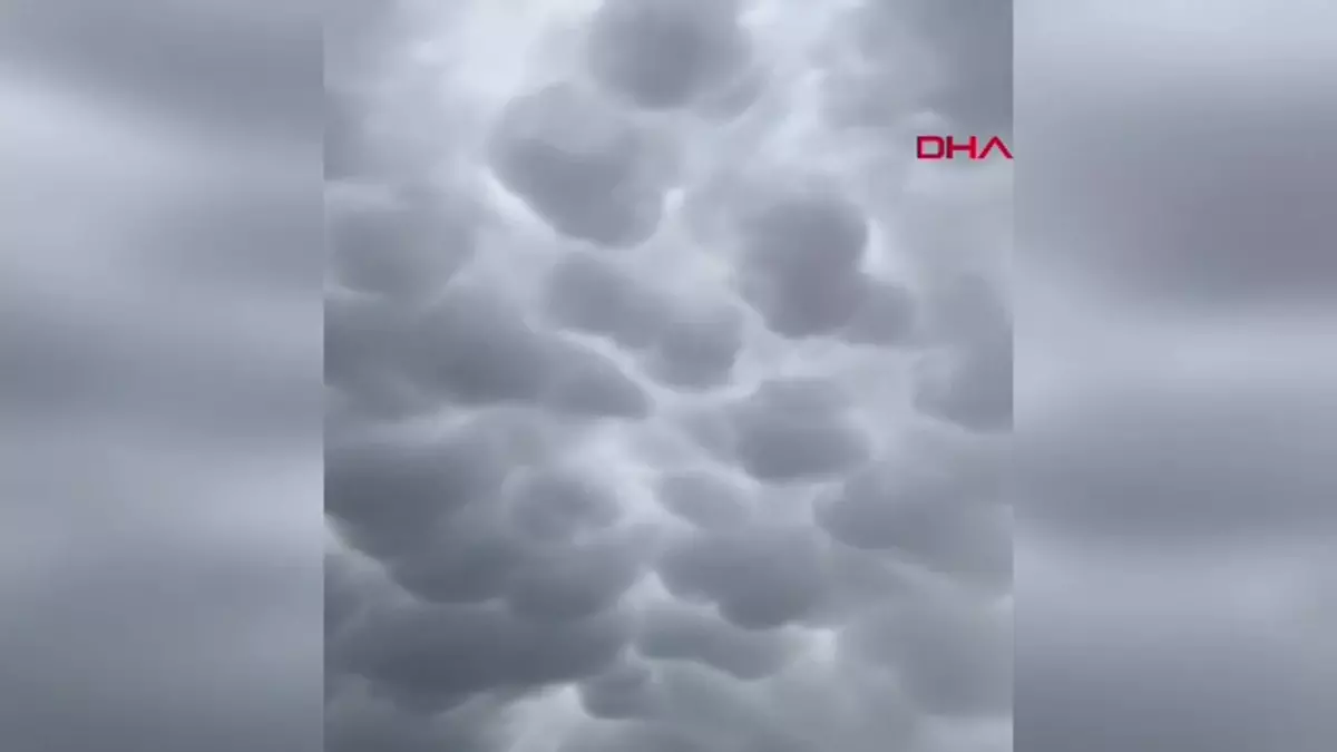 Hatay'da Gökyüzünü Saran Mammatus Bulutları Büyüledi