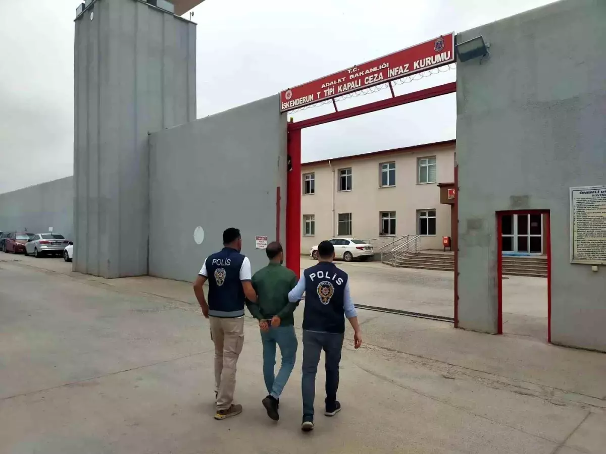 Hatay'da Uyuşturucu Operasyonu: 2 Zanlı Suçüstü Yakalandı