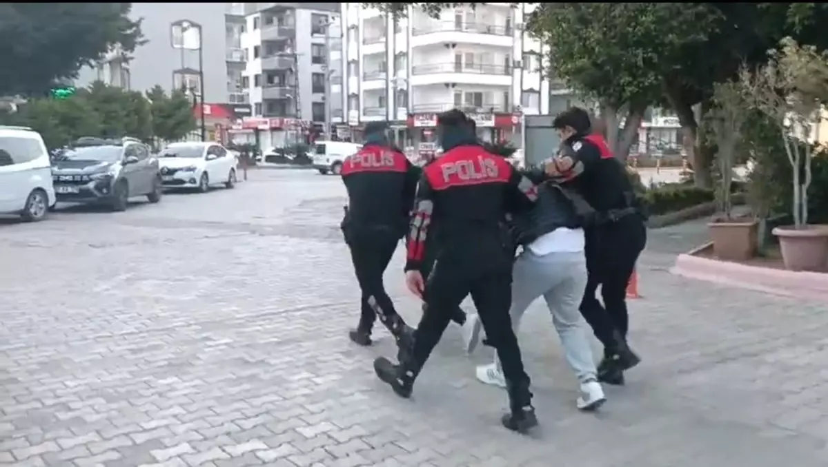 İskenderun'da Berber Dükkanına Silahlı Saldırı
