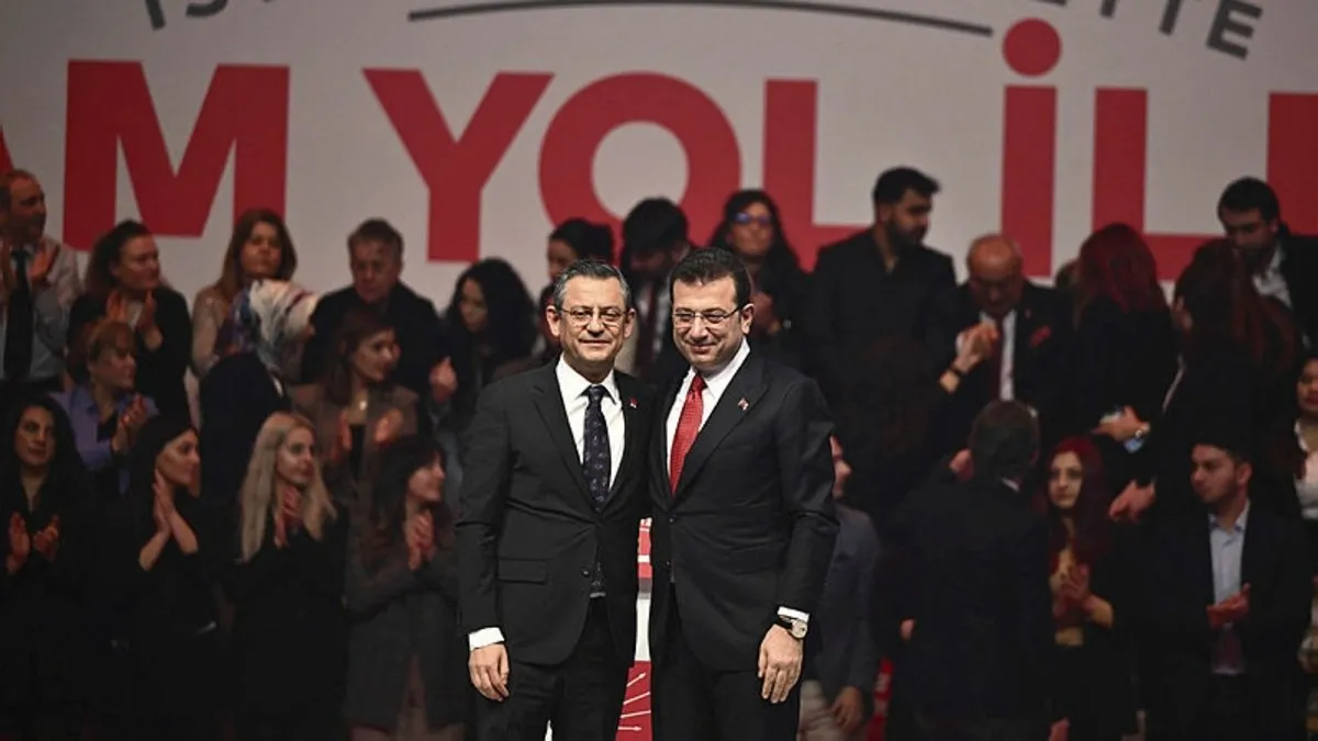Medyayı hedef gösteren Özgür Özel’e soruyoruz: İBB’yi soyanların hiç mi suçu yok?